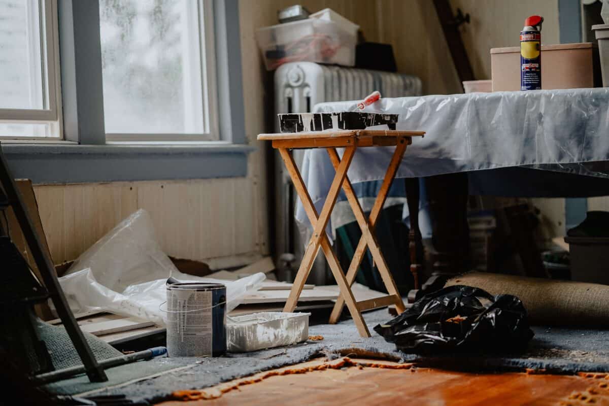 vervuilde woning ontruimen